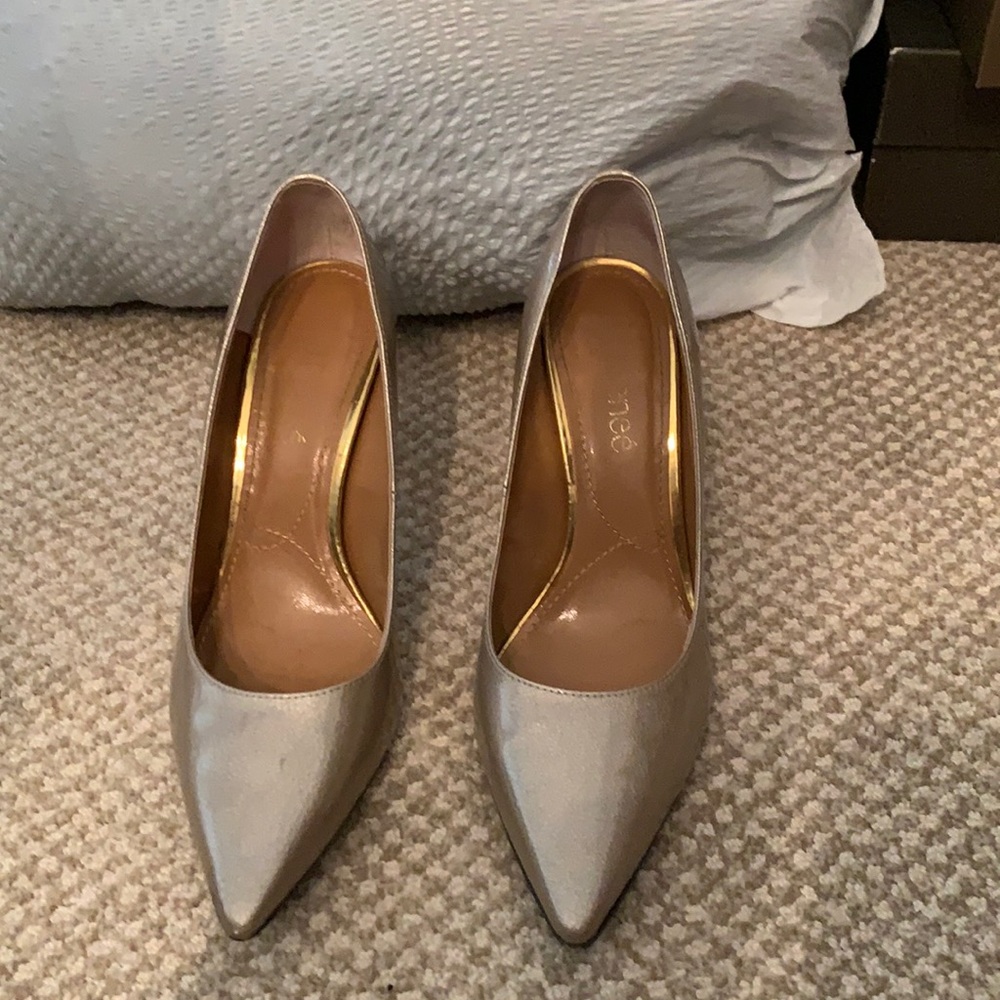 J Renee heels